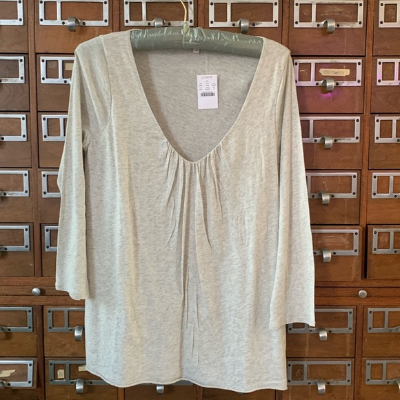 J Crew Grey Basic Top Size Small - Picture 1 of 7